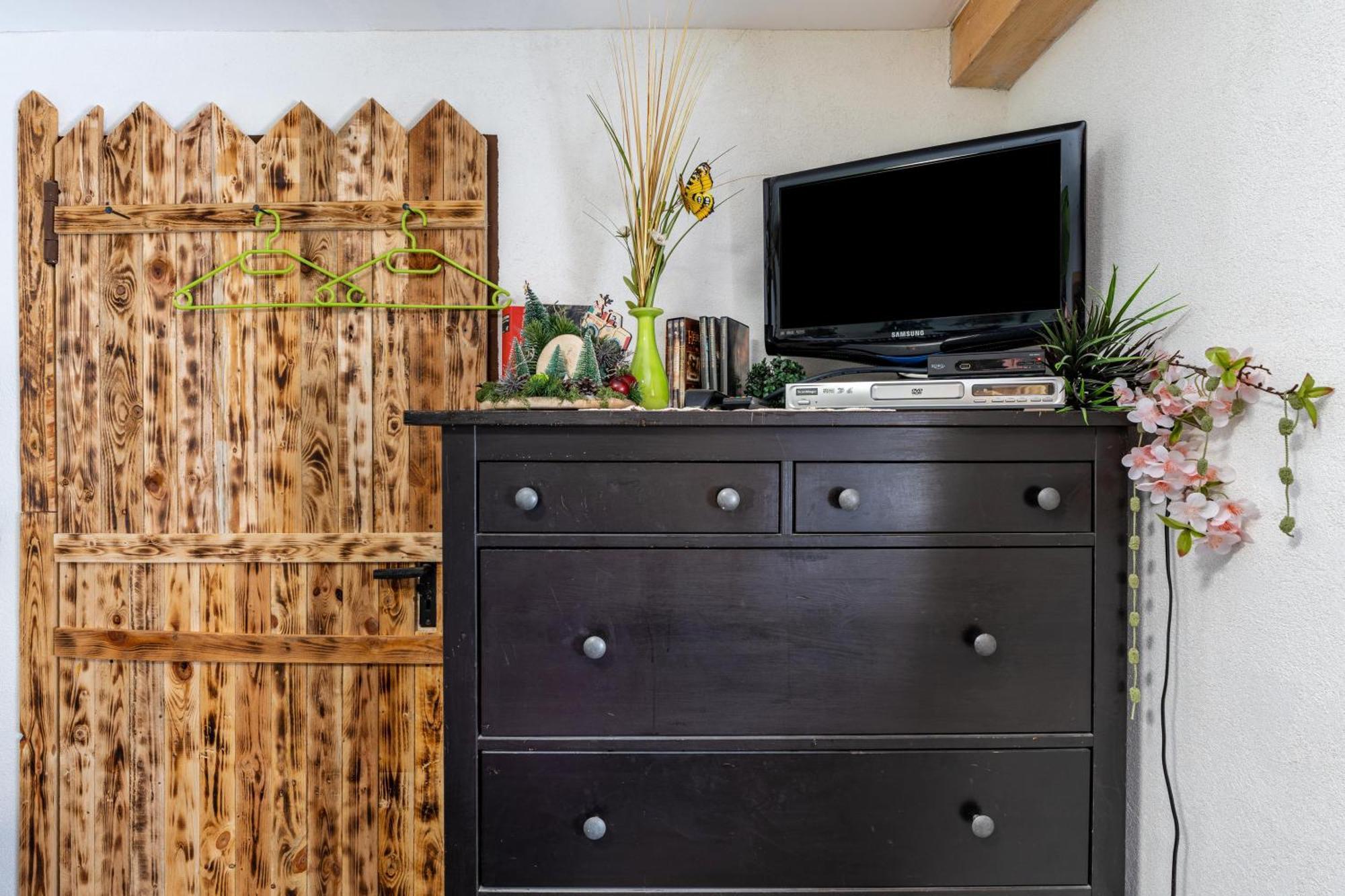 Appartamento Hobbit Lounge Eppingen Esterno foto